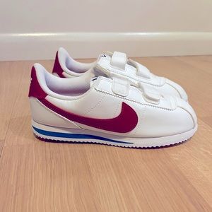 ❌SOLD❌Youth Nike